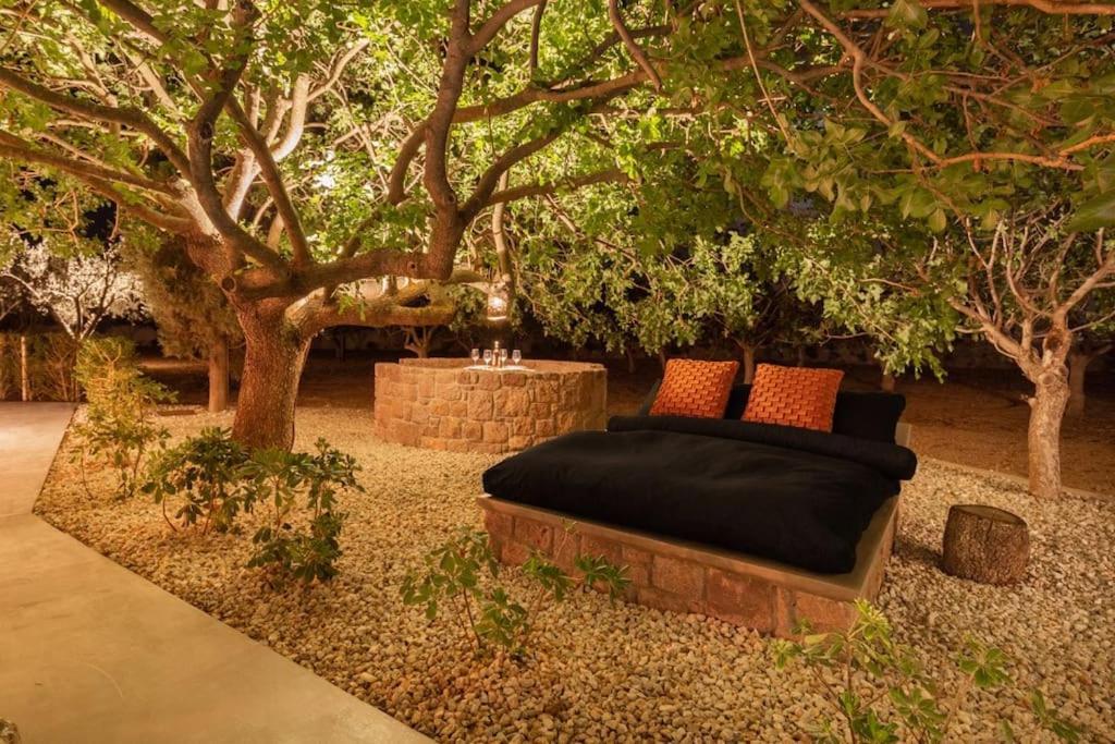Los Pistachios Aegina ภายนอก รูปภาพ