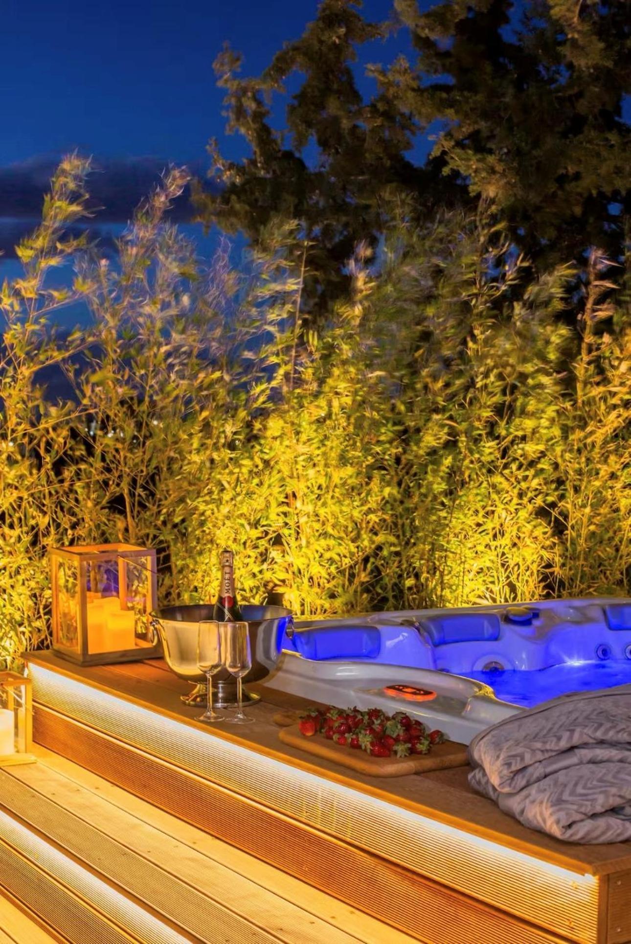 Los Pistachios Aegina ภายนอก รูปภาพ